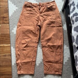 LIKE NEW Rust Orange Barrel Jeans